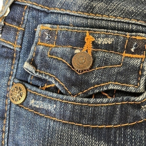 NWT. True Religion Rancher Raegan Reclaimed Flare Leg Jeans Women’s-27. - Picture 8 of 16